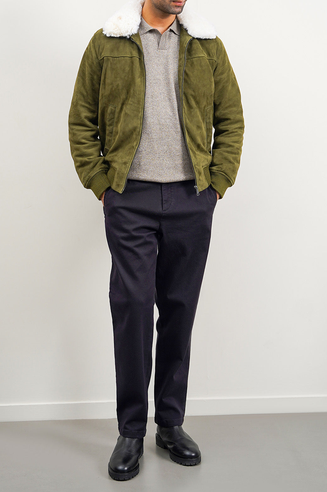 Black Straight Fit Pants with Pleats and Pockets