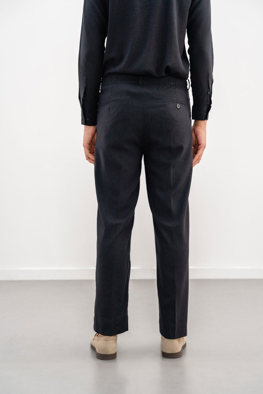 Black Relaxed Fit Soft Linen Pleated Trousers – Cool Havn