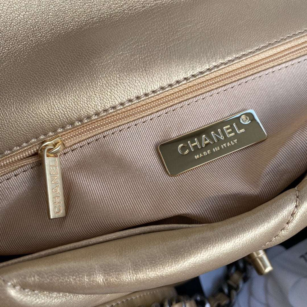 CHANEL 19 Maxi Flap Bag Gold