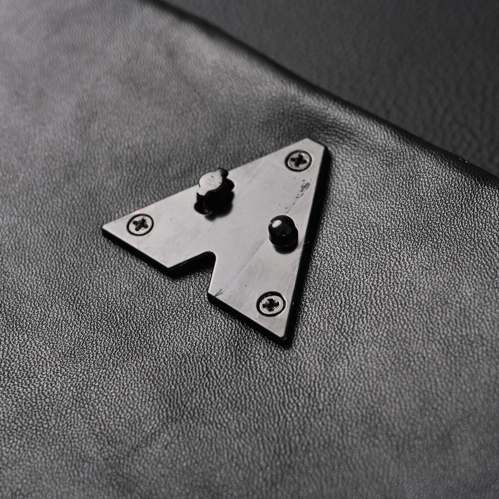 Louis Vuitton GO-14 MM Quilted Leather Chain Shoulder Bag – Black