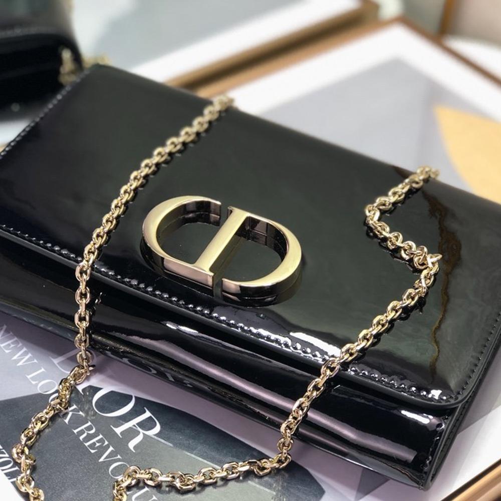 Dior 30 Montaigne Pouch