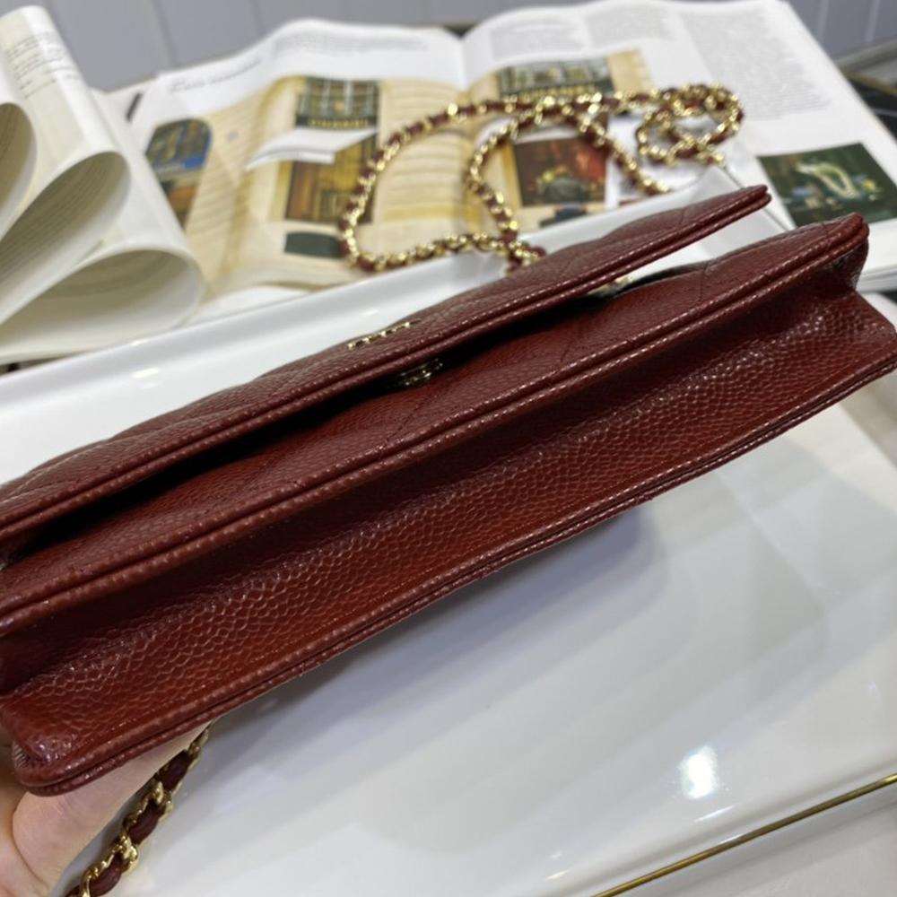 Chanel Classic Wallet on chain Burgundy caviar