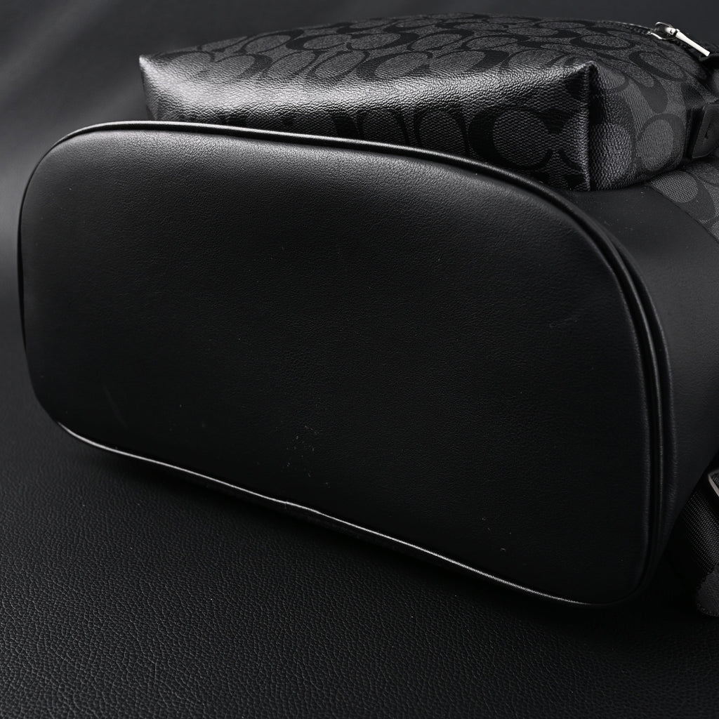 Coach West Backpack – Signature Canvas in Black/Grey