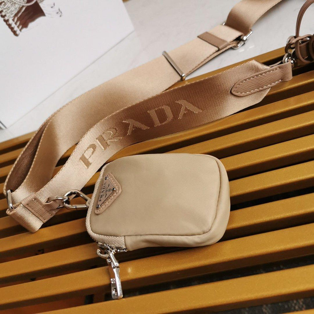 Prada Re-Edition 2005 Nylon Bag