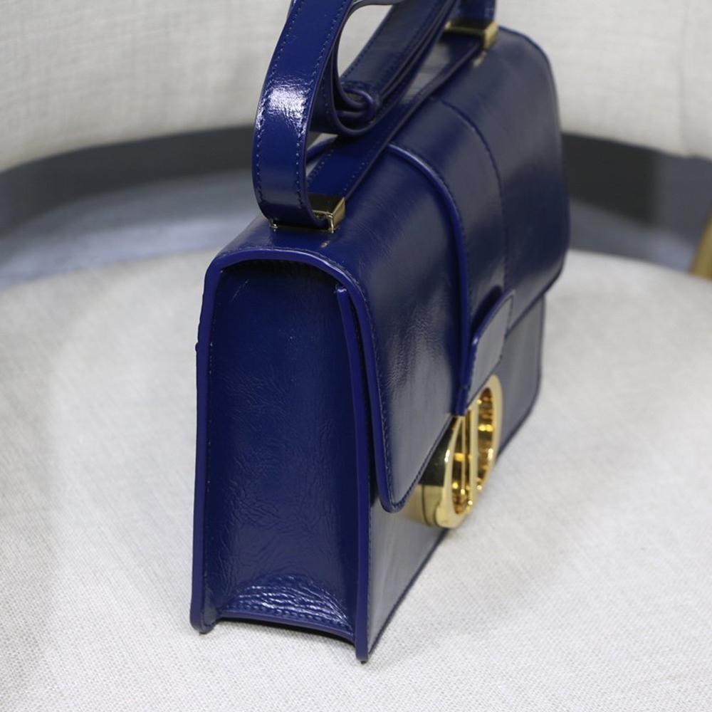 Dior 30 Montaigne Bag