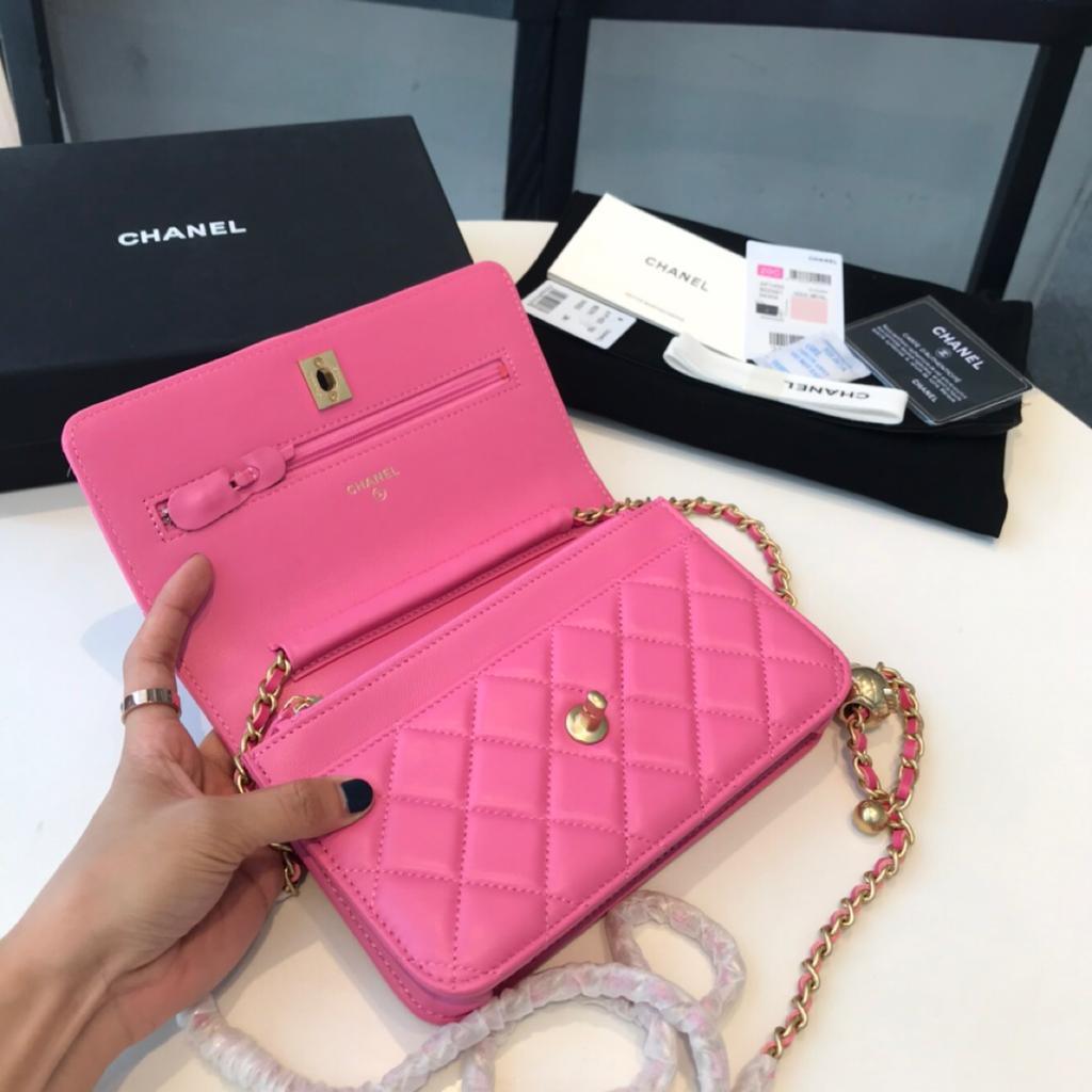 Chanel wallet on chain Pink