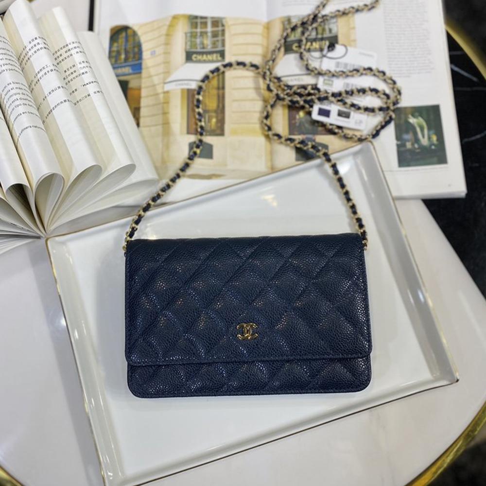 Chanel WOC iridescent Blue caviar